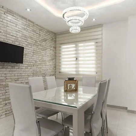 Mesa Y Lopez- Playa Canteras * 라스팔마스