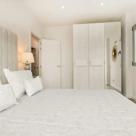 Mesa Y Lopez- Playa Canteras 라스팔마스